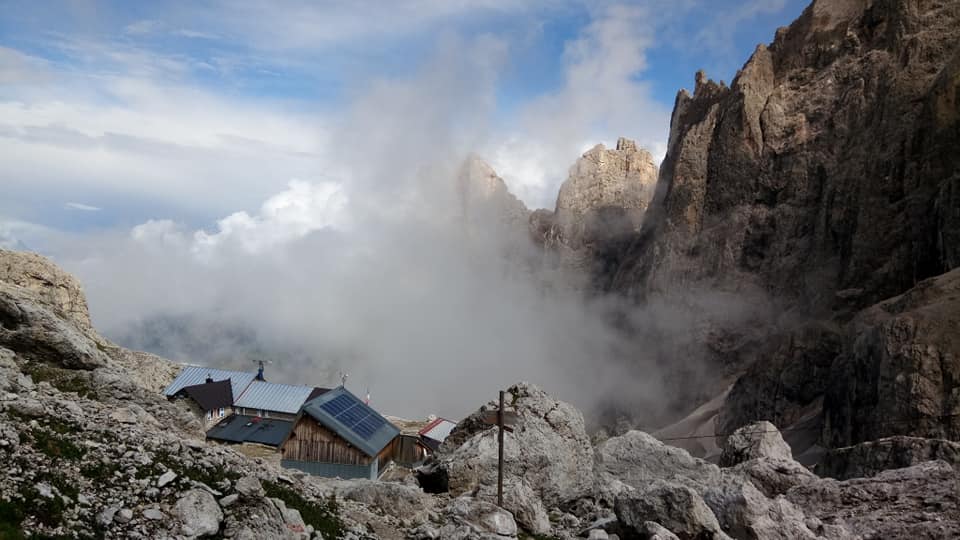 39193579_10215216589360820_6040936222686183424_n